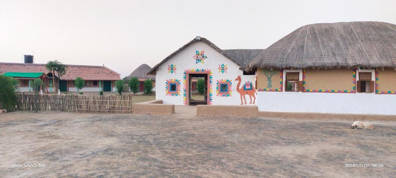 Rann Visamo Resort Bherandiāla Esterno foto