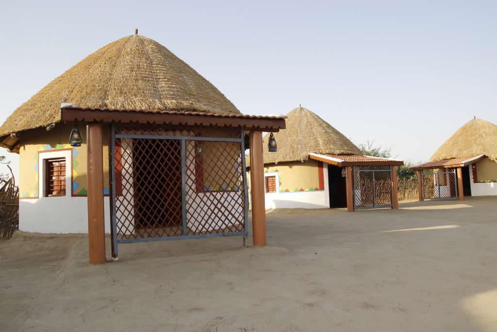 Rann Visamo Resort Bherandiāla Esterno foto